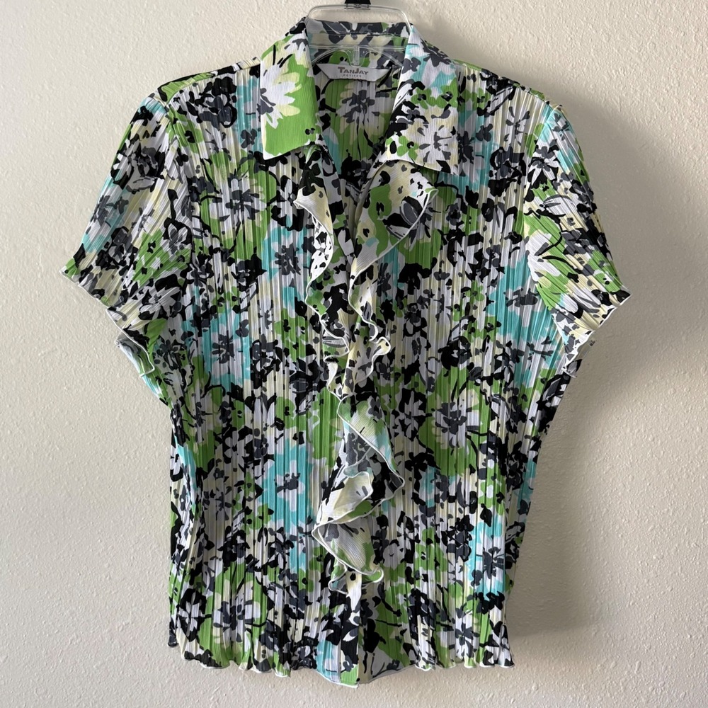 Tanjay Petites Floral Plisse Ruffle Front Blouse Green Blue Short Sleeve Top